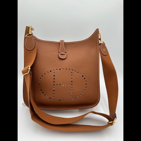 100% Authentic HERMES EVELYNE 29 III GM GOLD w/ gold hardware receipt LIKE NEW! - Picture 1 of 16